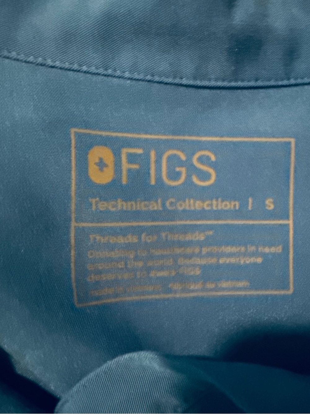 Figs Women’s Electric Blue Scrub Set - Picture 2 of 3